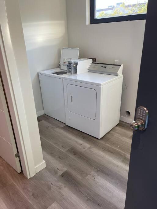 1-Bedroom With Cali King Size Bed In سان دييغو المظهر الخارجي الصورة